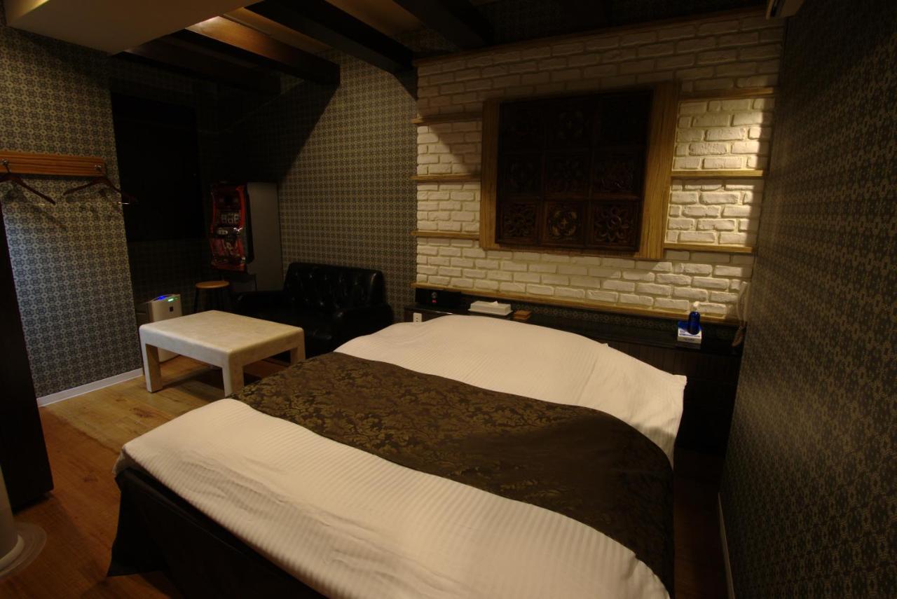 Hotel Allure (Adults Only) Наґоя Екстер'єр фото