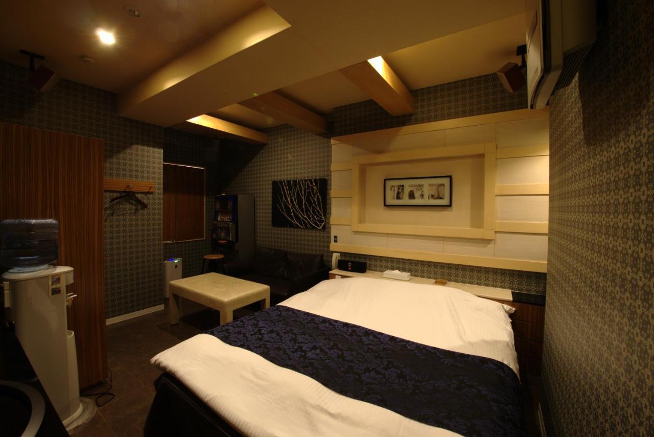 Hotel Allure (Adults Only) Наґоя Екстер'єр фото