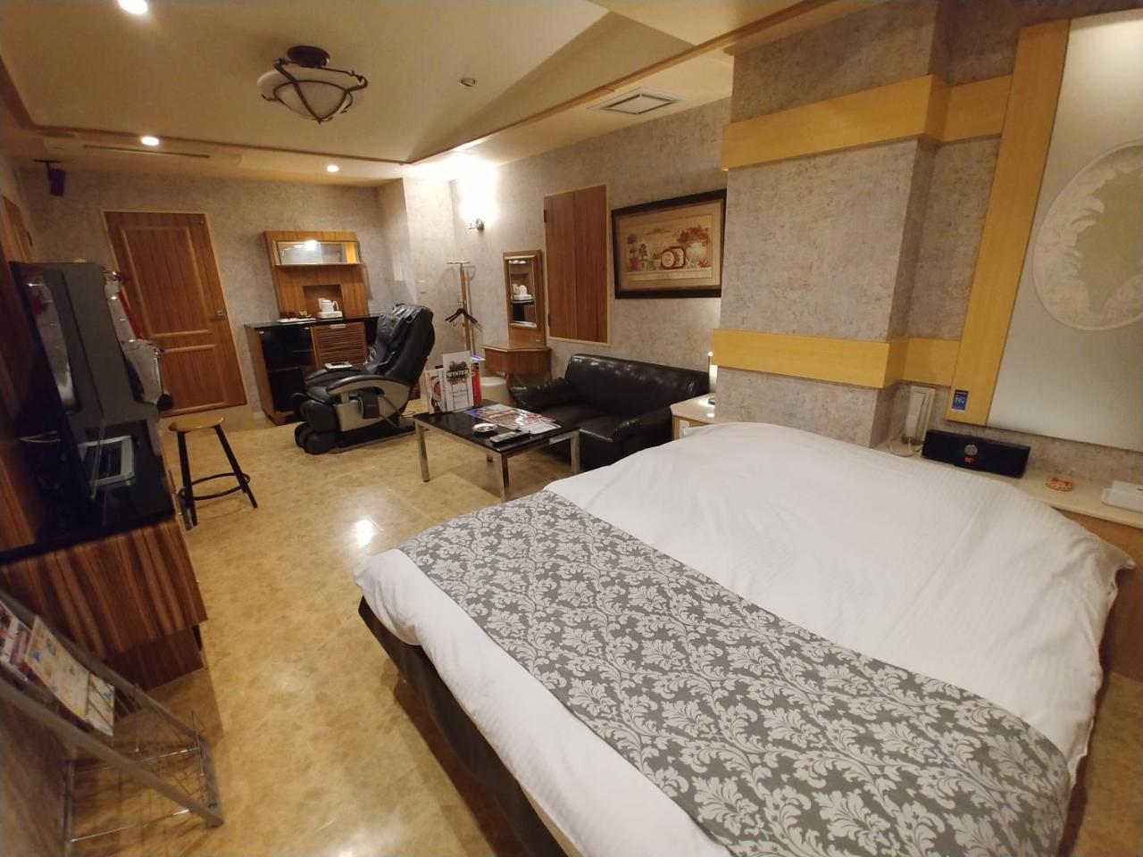 Hotel Allure (Adults Only) Наґоя Екстер'єр фото