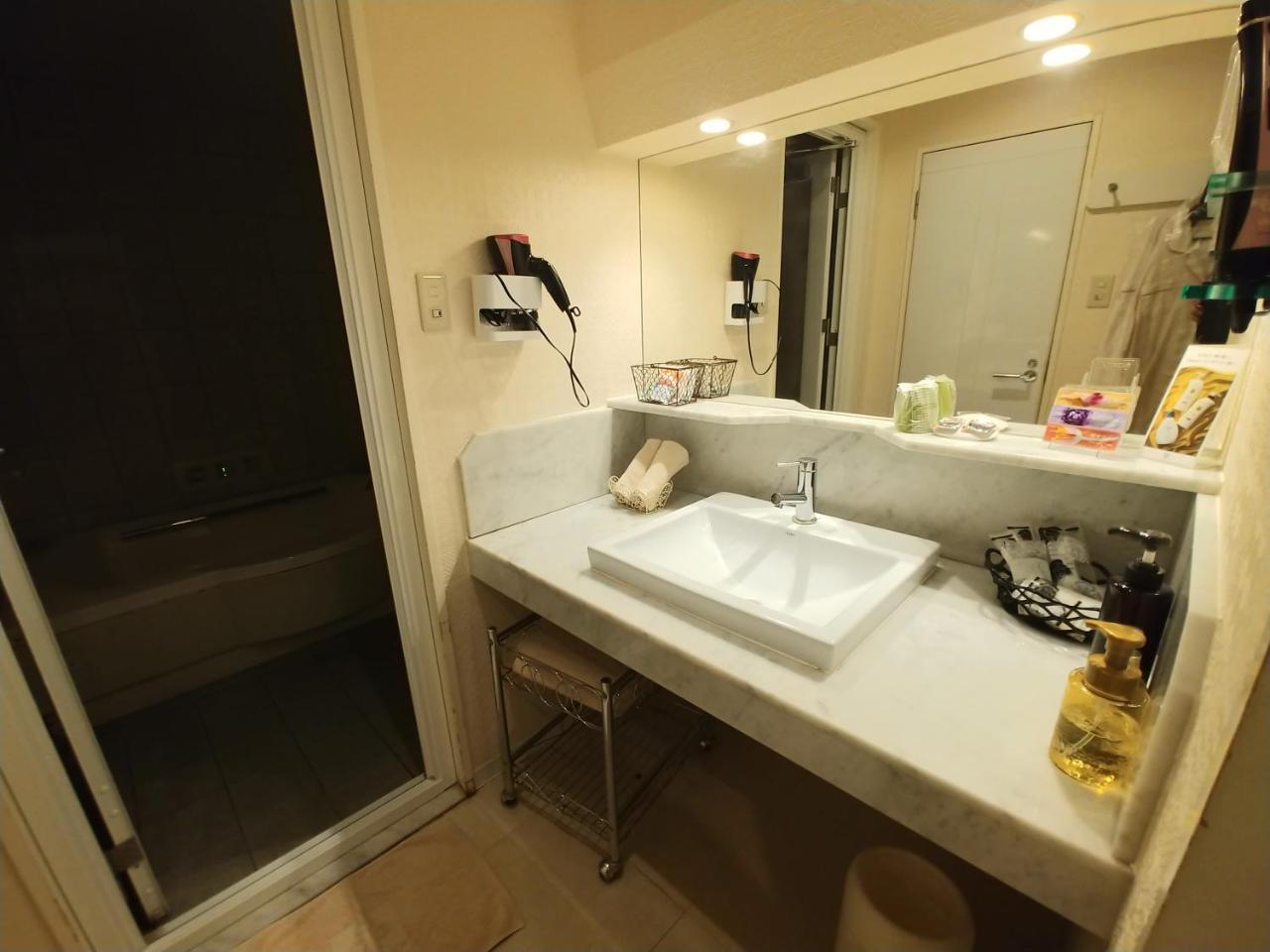 Hotel Allure (Adults Only) Наґоя Екстер'єр фото