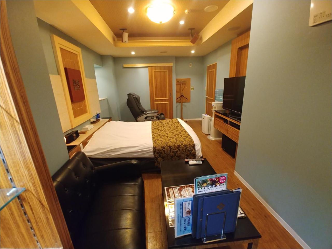 Hotel Allure (Adults Only) Наґоя Екстер'єр фото