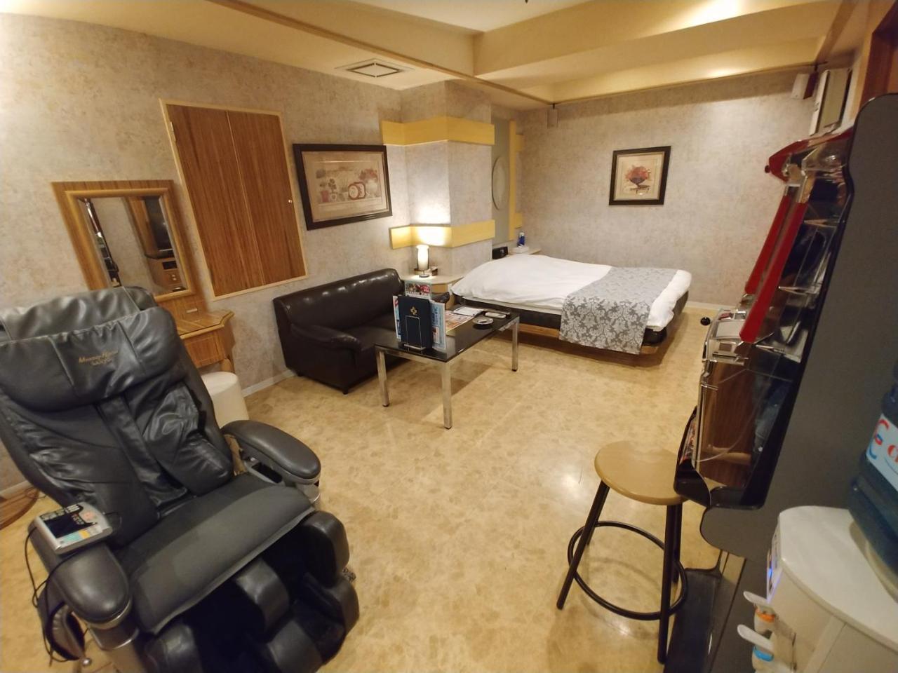 Hotel Allure (Adults Only) Наґоя Екстер'єр фото