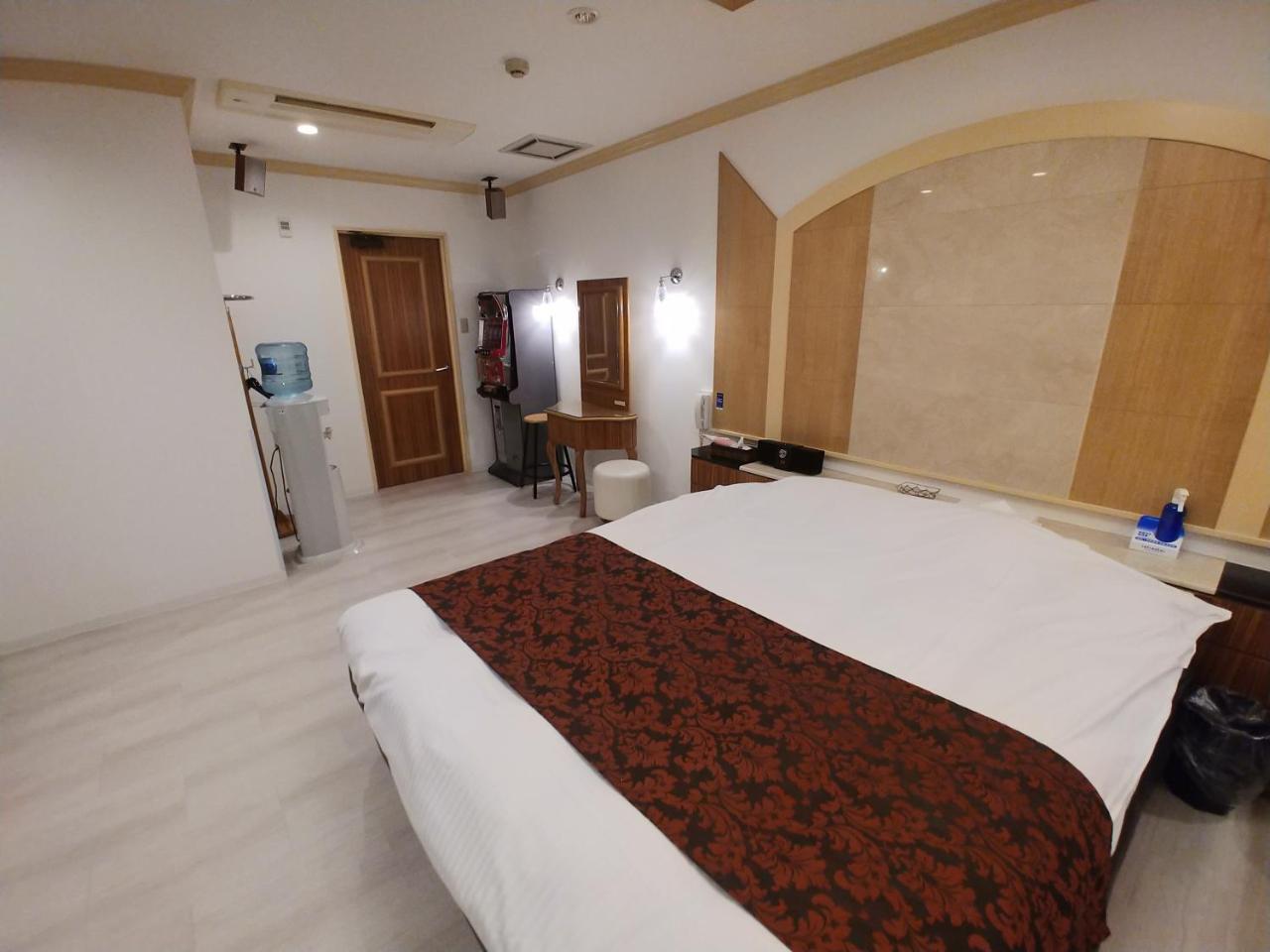 Hotel Allure (Adults Only) Наґоя Екстер'єр фото