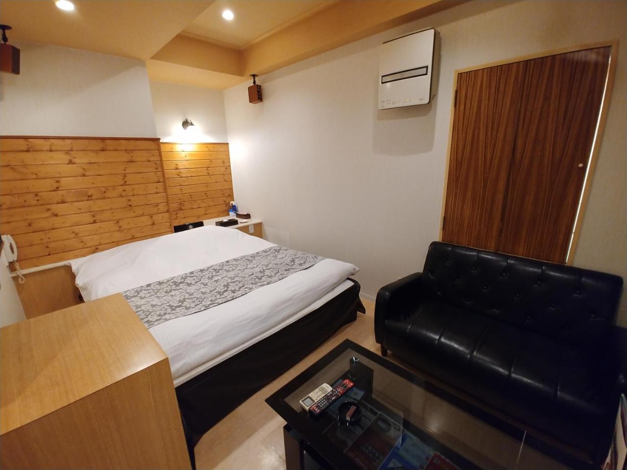 Hotel Allure (Adults Only) Наґоя Екстер'єр фото
