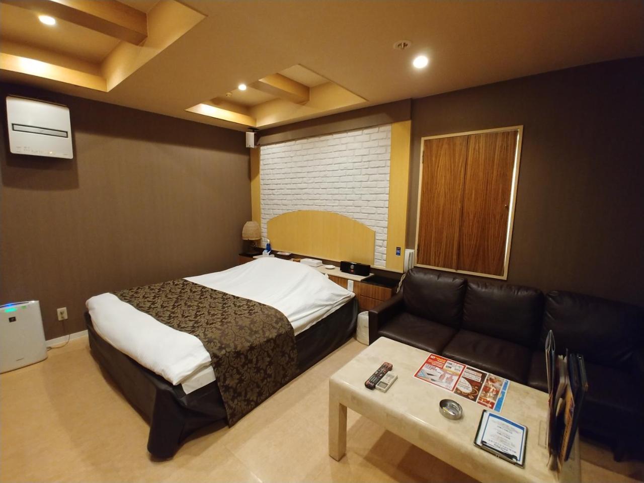 Hotel Allure (Adults Only) Наґоя Екстер'єр фото