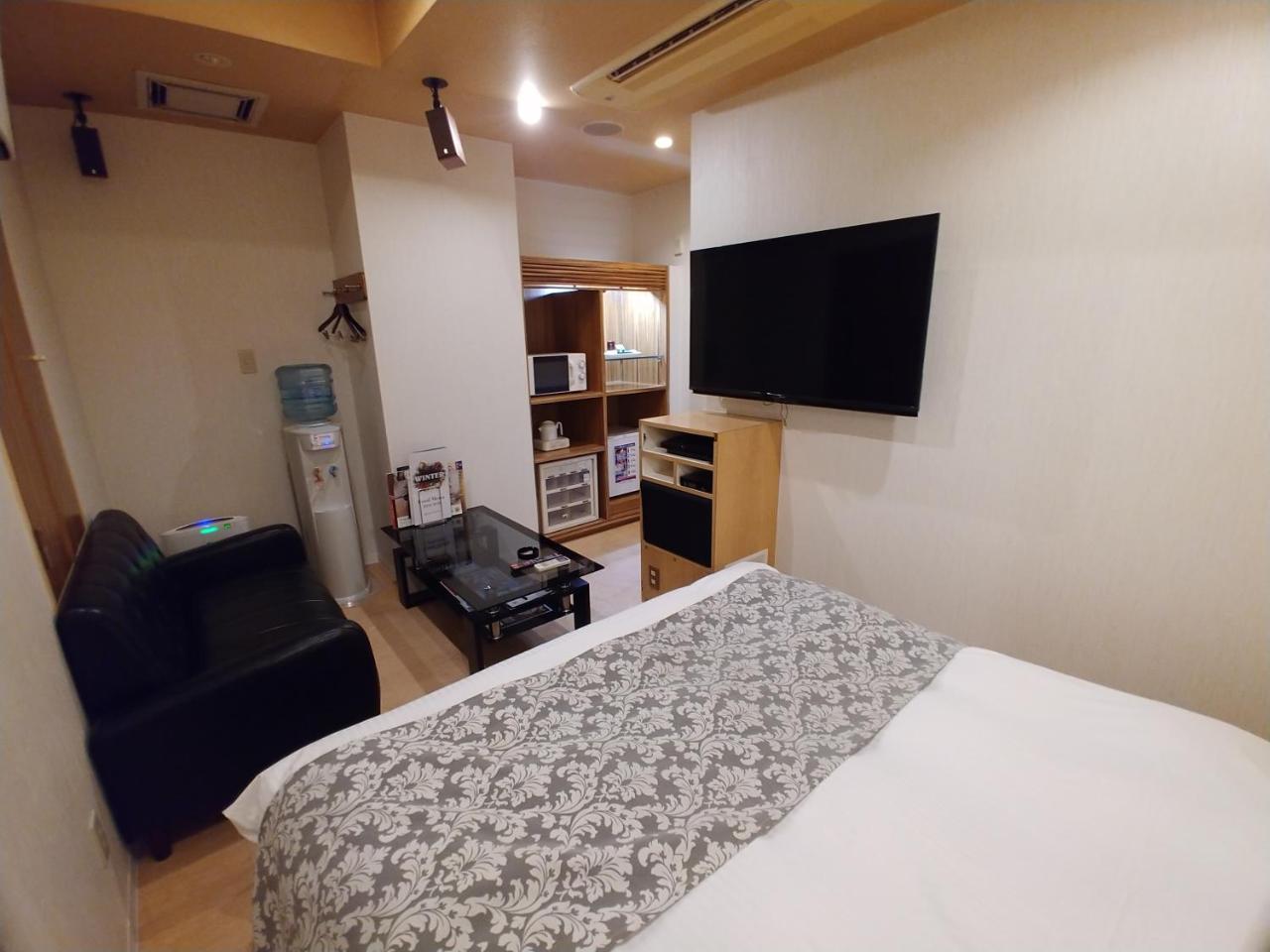 Hotel Allure (Adults Only) Наґоя Екстер'єр фото
