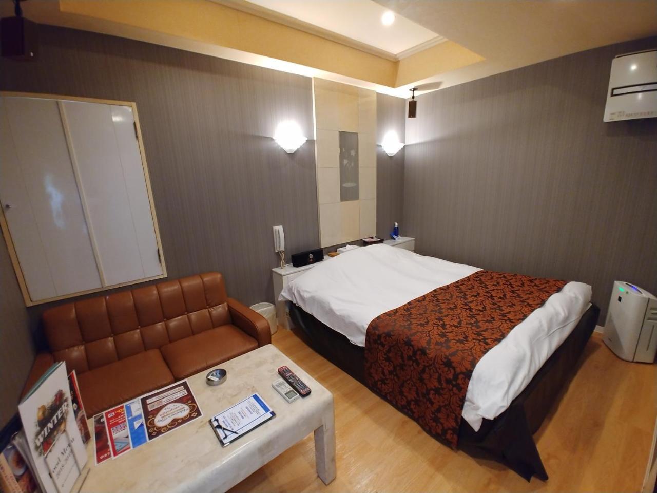 Hotel Allure (Adults Only) Наґоя Екстер'єр фото