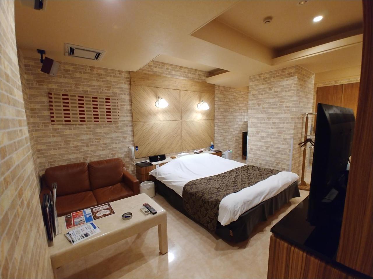 Hotel Allure (Adults Only) Наґоя Екстер'єр фото