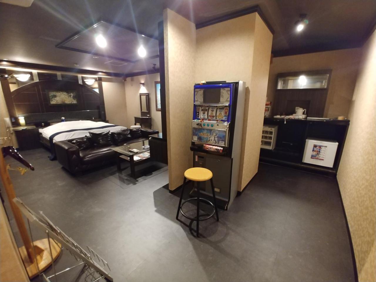 Hotel Allure (Adults Only) Наґоя Екстер'єр фото