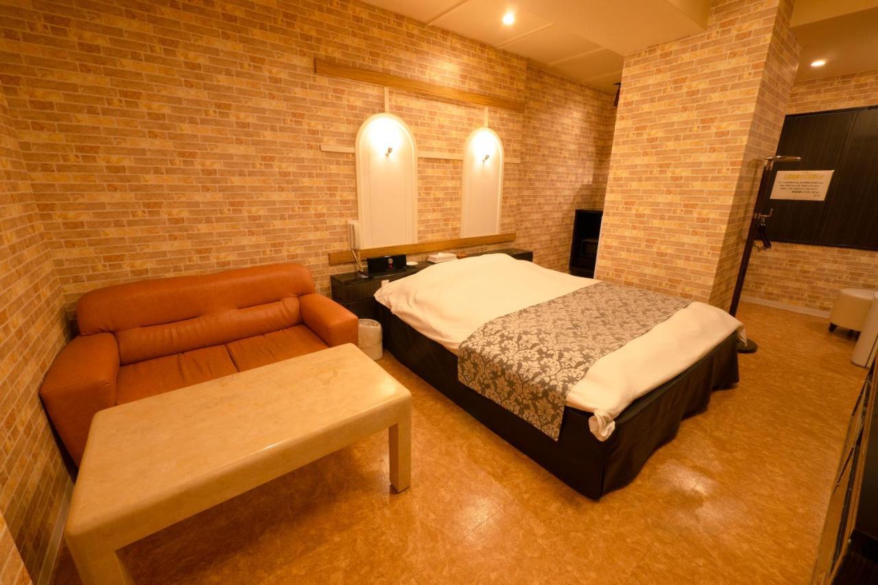 Hotel Allure (Adults Only) Наґоя Екстер'єр фото