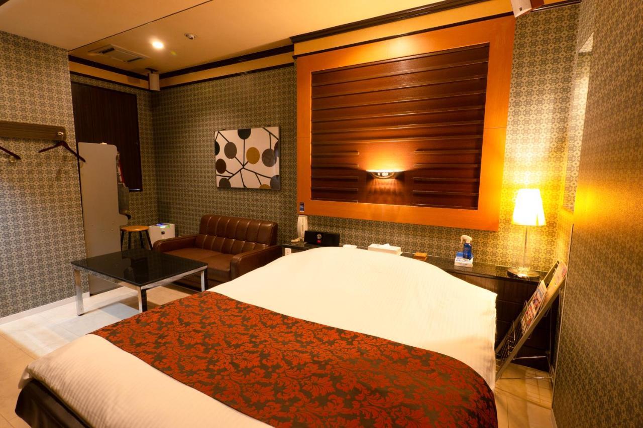 Hotel Allure (Adults Only) Наґоя Екстер'єр фото